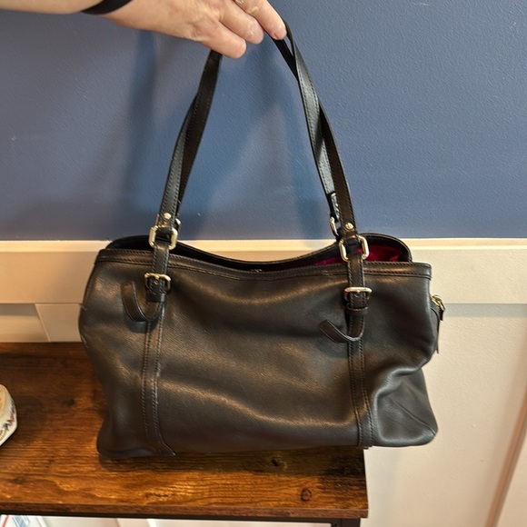 Authentic Kate Spade Park Slope Eliza bag - black with fuchsia pink interior - Picture 2 of 10